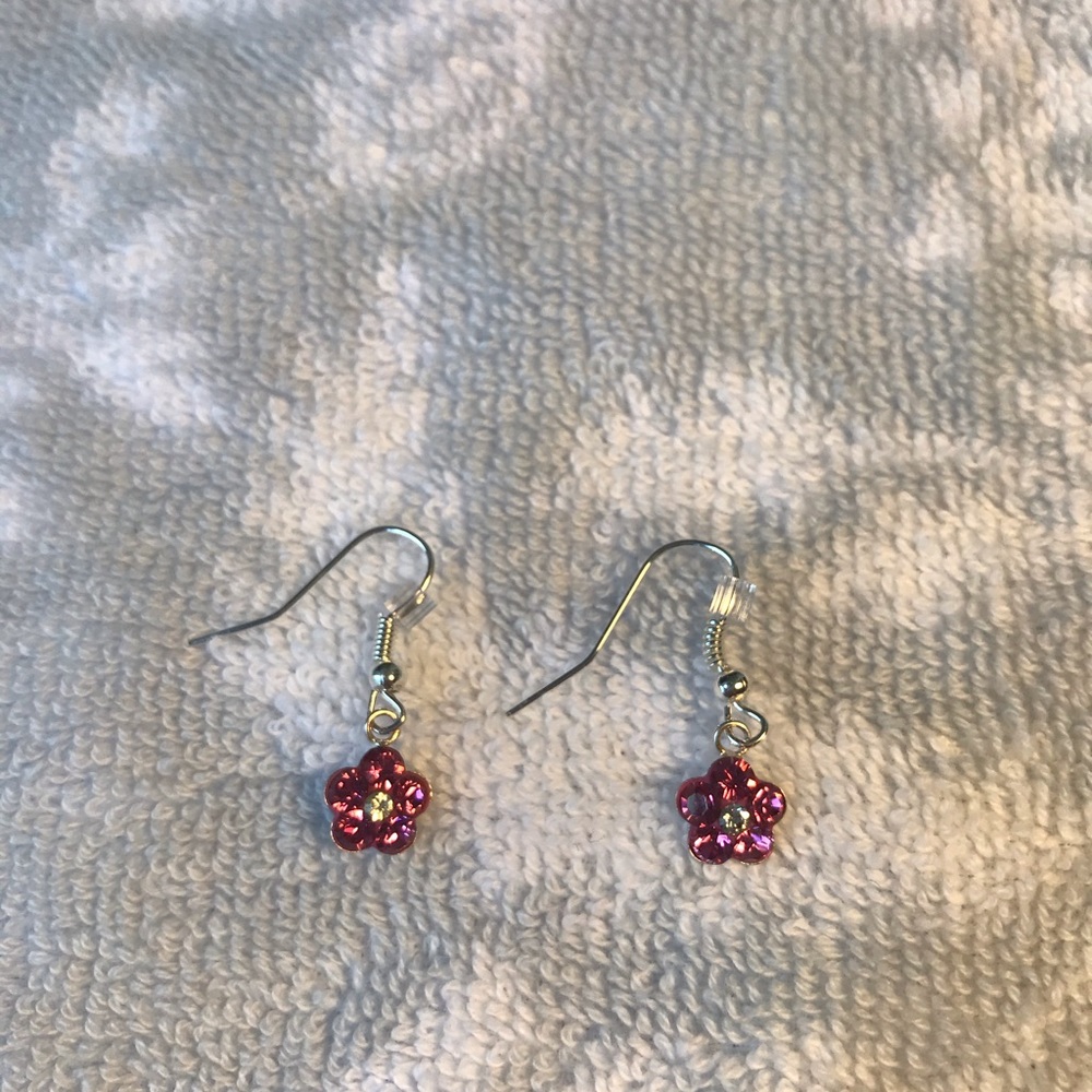 Pink and white flower earrings.